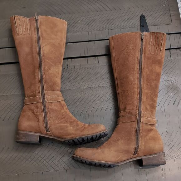 Matisse Chestnut Heeled Boots - Picture 6 of 16